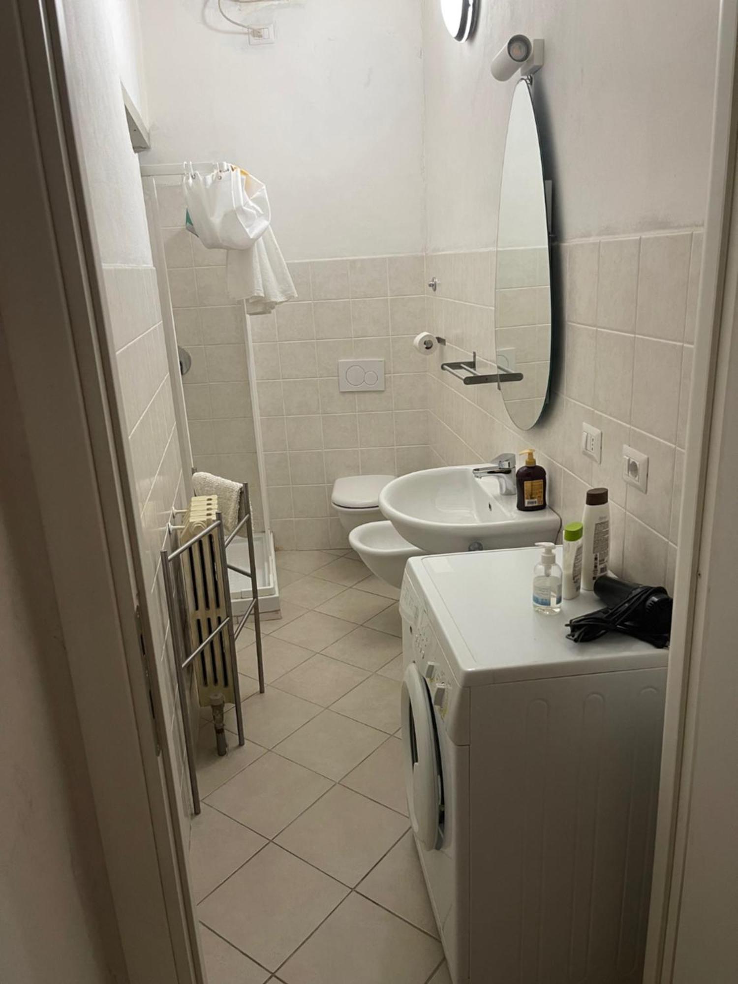 Bilocale Inzani Apartment Parma Luaran gambar
